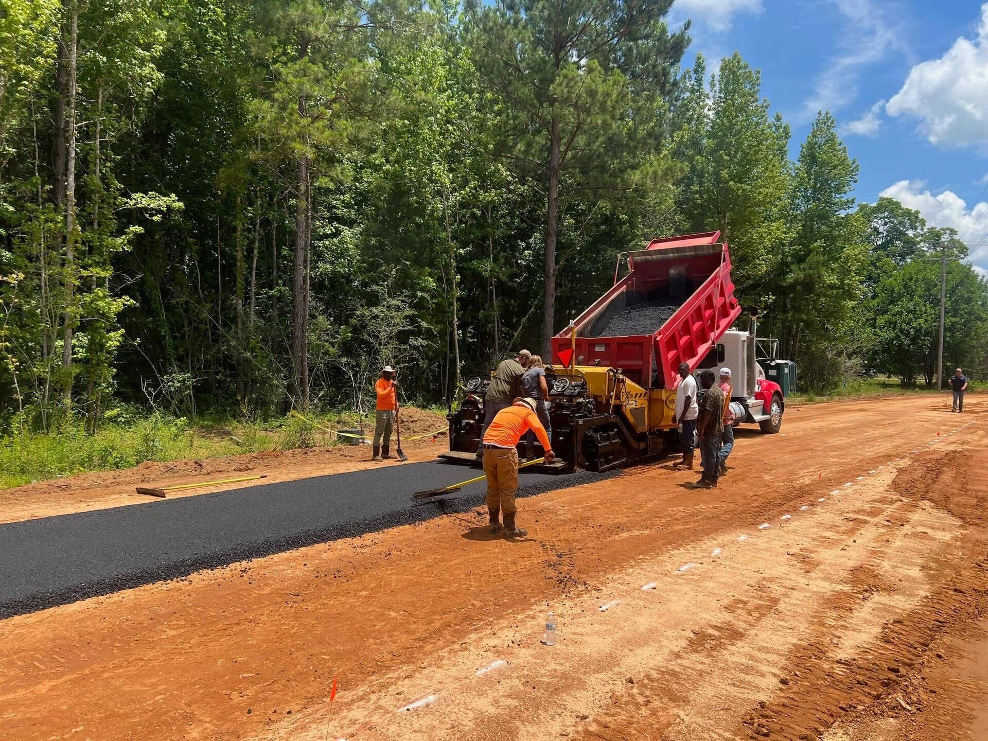 Asphalt resurfacing in progress in Mississippi